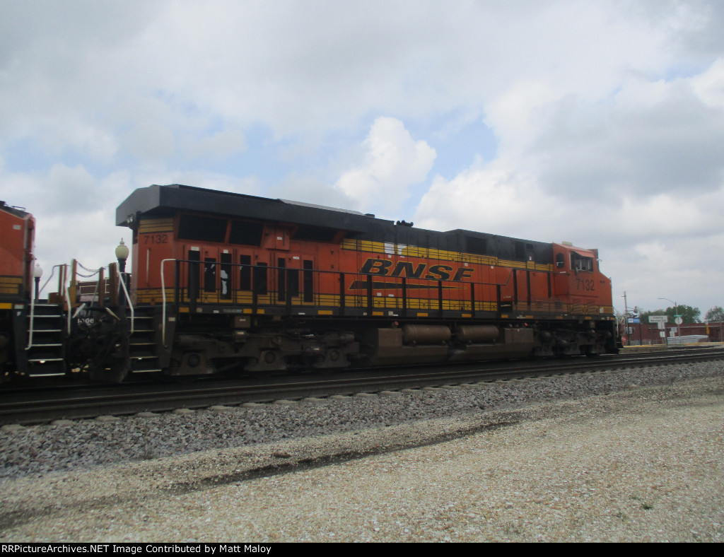 BNSF 7132